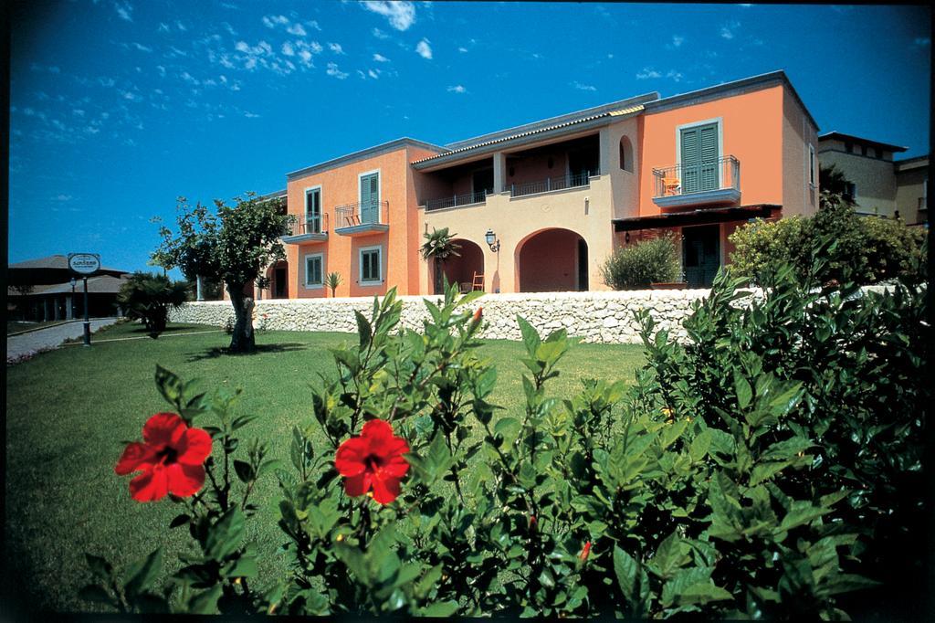 Hotel iGV Club Baia Samuele Sampieri Zewnętrze zdjęcie